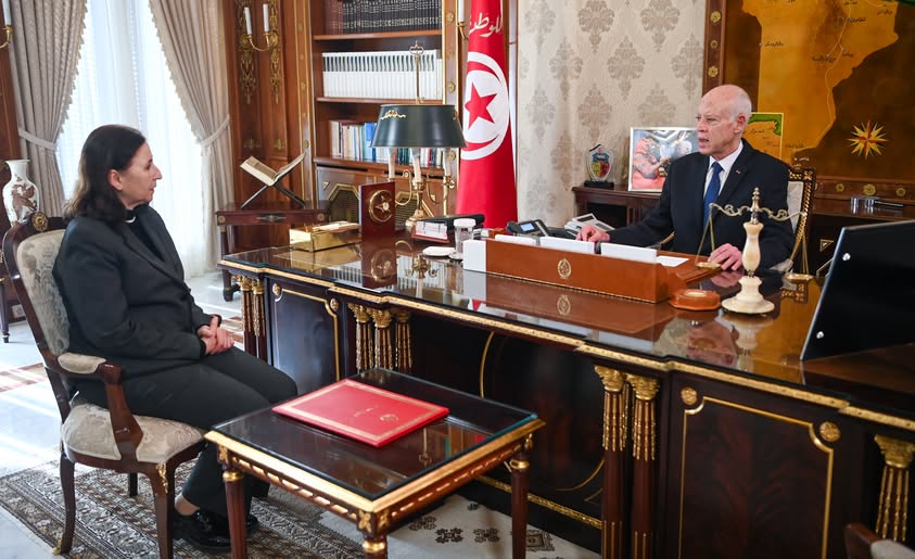 تمثل‭ ‬خطوة‭ ‬نحو‭ ‬دفع‭ ‬عجلة‭ ‬التنمية‭ ‬والاستثمار.. رئيس‭ ‬الجمهورية‭ ‬يشدد‭ ‬على‭ ‬استكمال‭ ‬المشاريع‭ ‬الكبرى